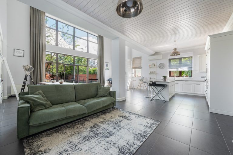 10 Pros and Cons of Open Concept Living