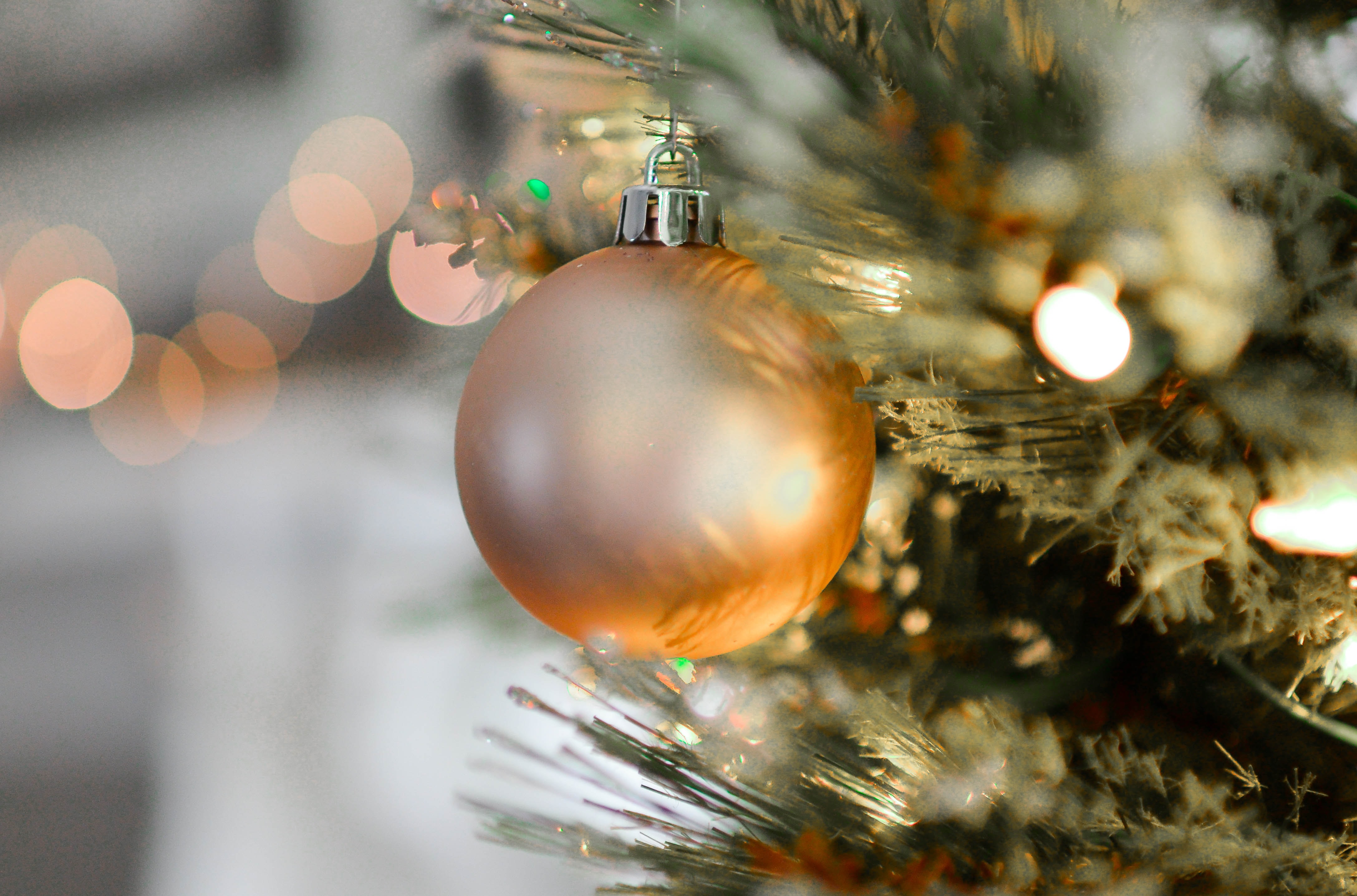 Gold Christmas Decorations